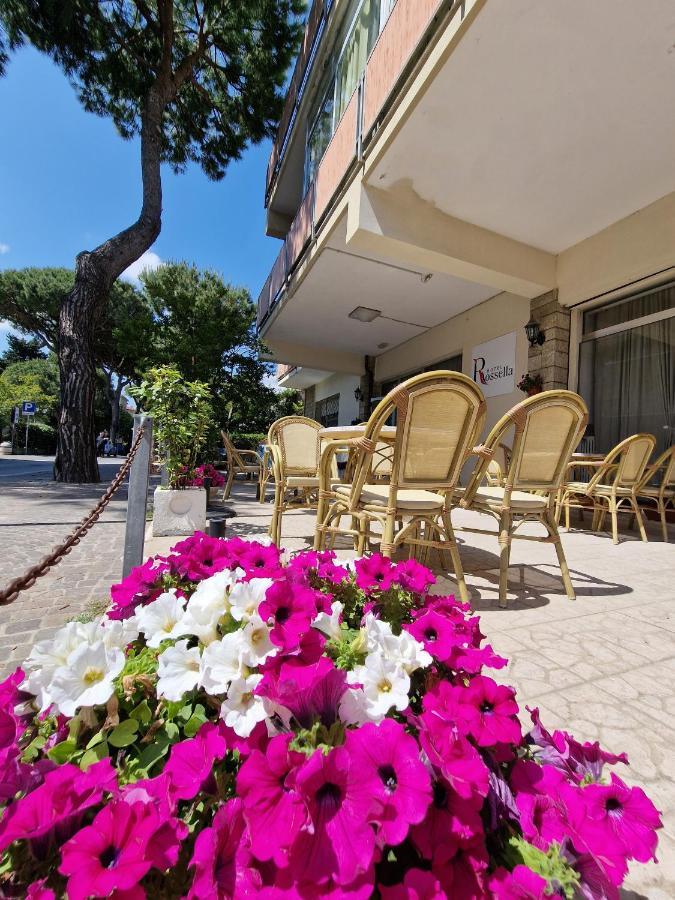 Hotel Rossella Rimini Exterior photo